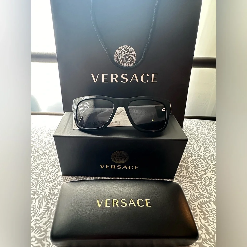 Versace Sunglasses Full Inclusion